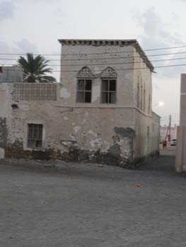 Oman 425